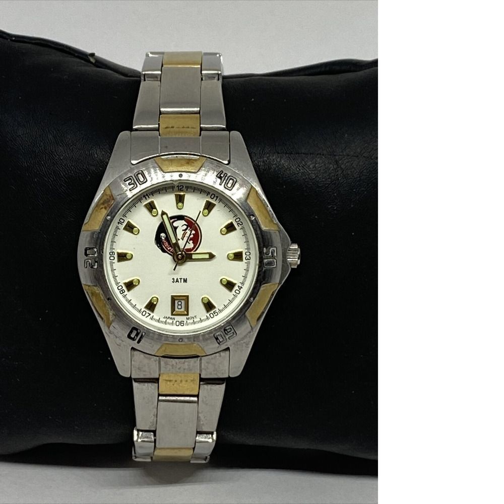Logoart Women's Silver/Gold Stainless Steel Analog Dial Quartz Wrist Watch XR930